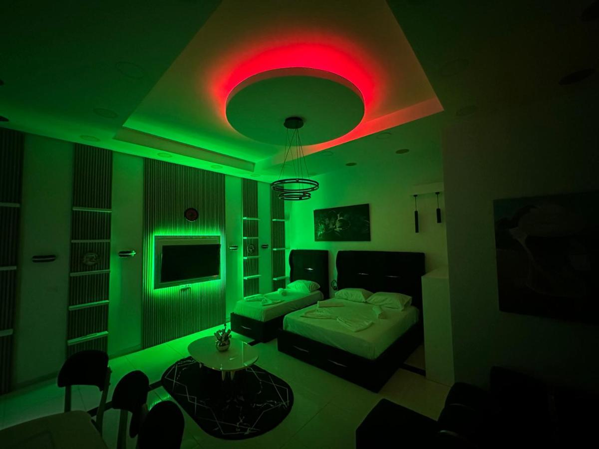 Esto'S Apartament Near Tirana Airport 1 - Self Checkin -Netflix - Free Parking Valjiosi Eksteriør billede